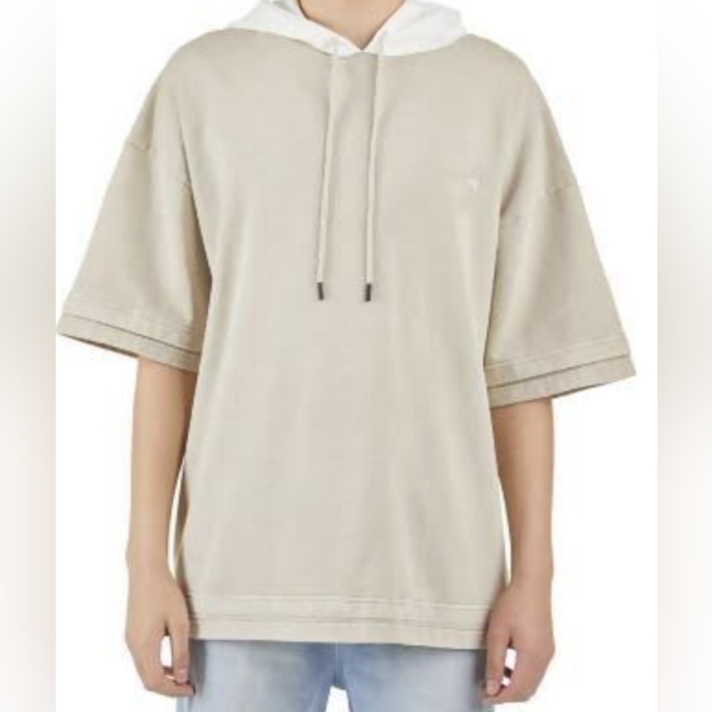 Nana Judy crest SS hood men's medium cream and white double layer